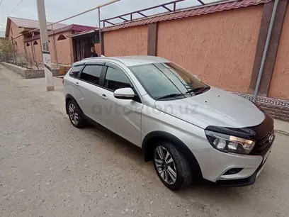 Серебристый ВАЗ (Lada) Vesta 2019 года, КПП Вариатор, в Учкудукский район за 9 200 y.e. id6400782