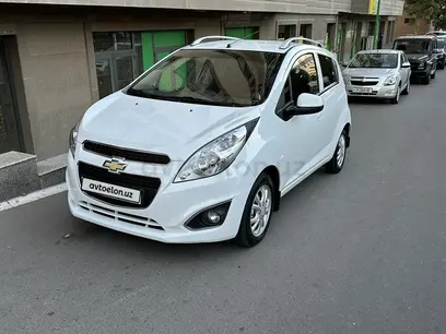 Белый Chevrolet Spark, 4 позиция 2020 года, КПП Механика, в Ташкент за 9 600 y.e. id5150070