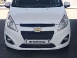 Белый Chevrolet Spark, 1 евро позиция 2015 года, КПП Автомат, в Ташкент за 5 000 y.e. id5234583, Фото №1