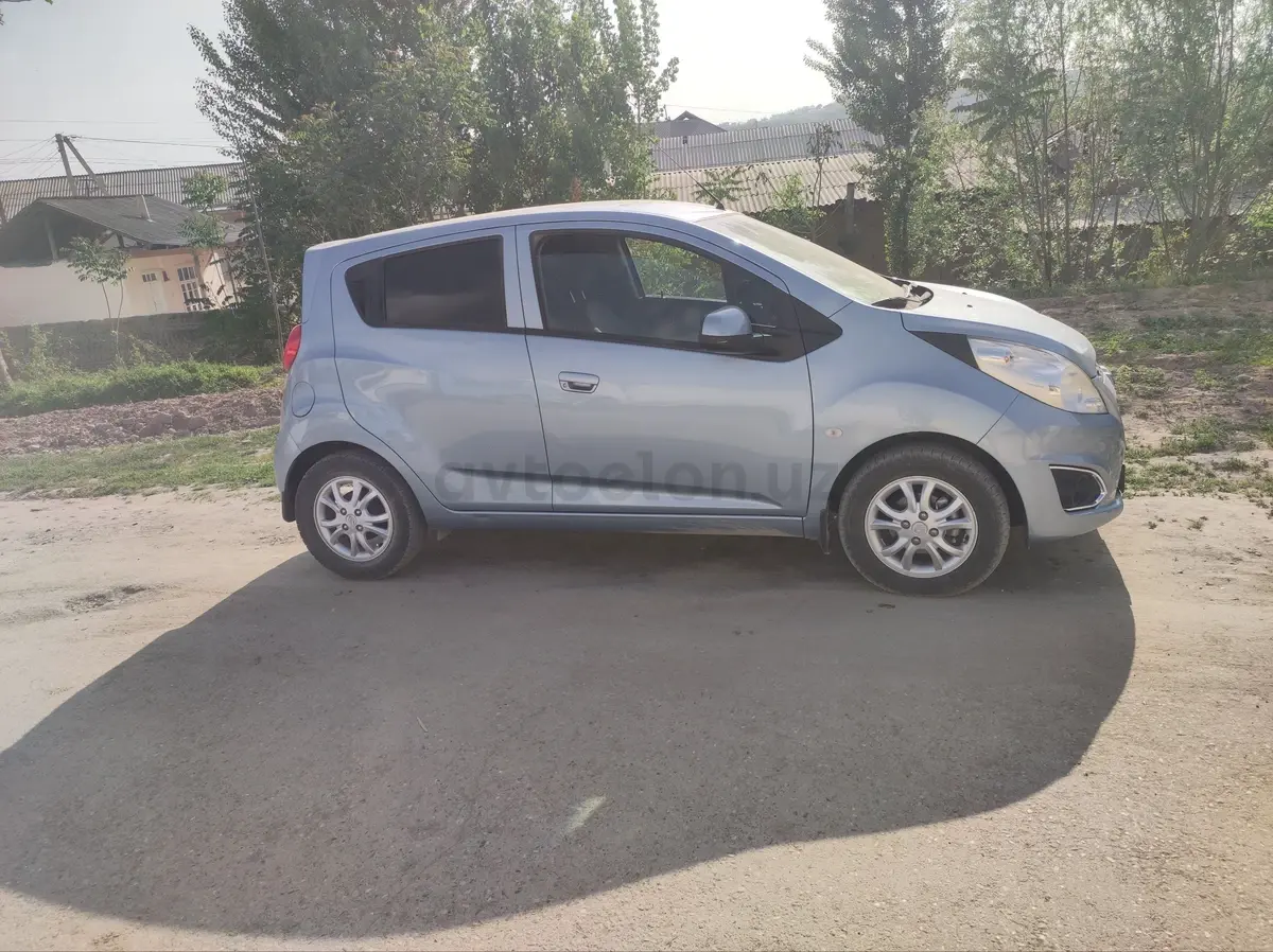 Chevrolet Spark 2015