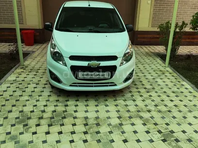 Белый Chevrolet Spark, 2 позиция 2019 года, КПП Механика, в Ташкент за 8 000 y.e. id4948559