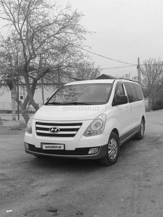 Hyundai H-1