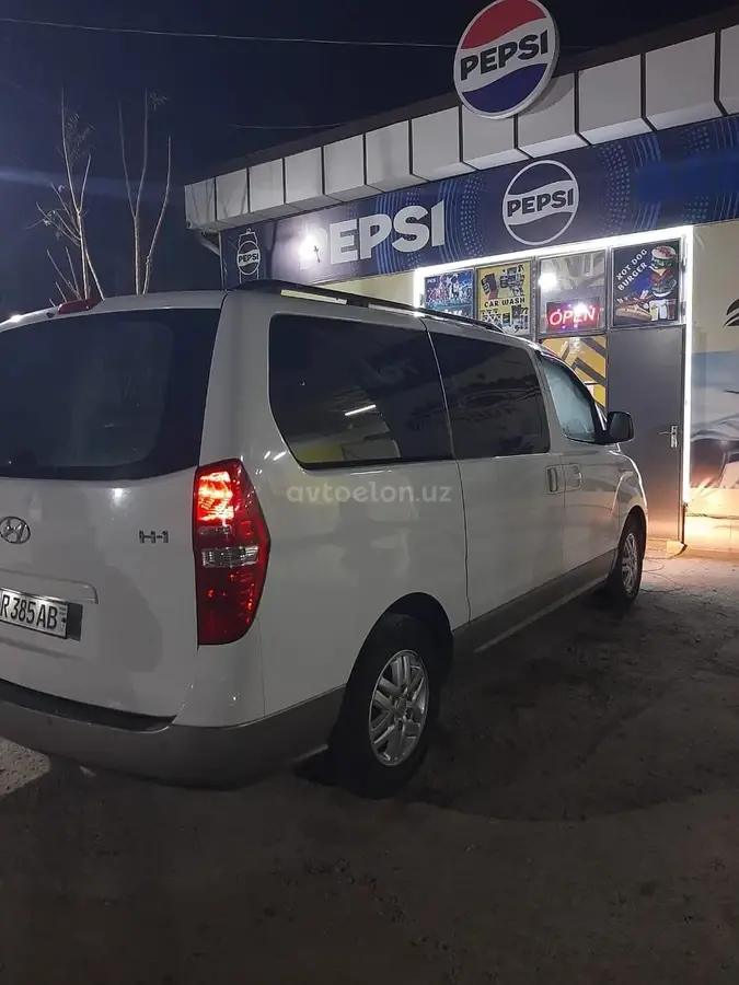 Hyundai H-1 — 5