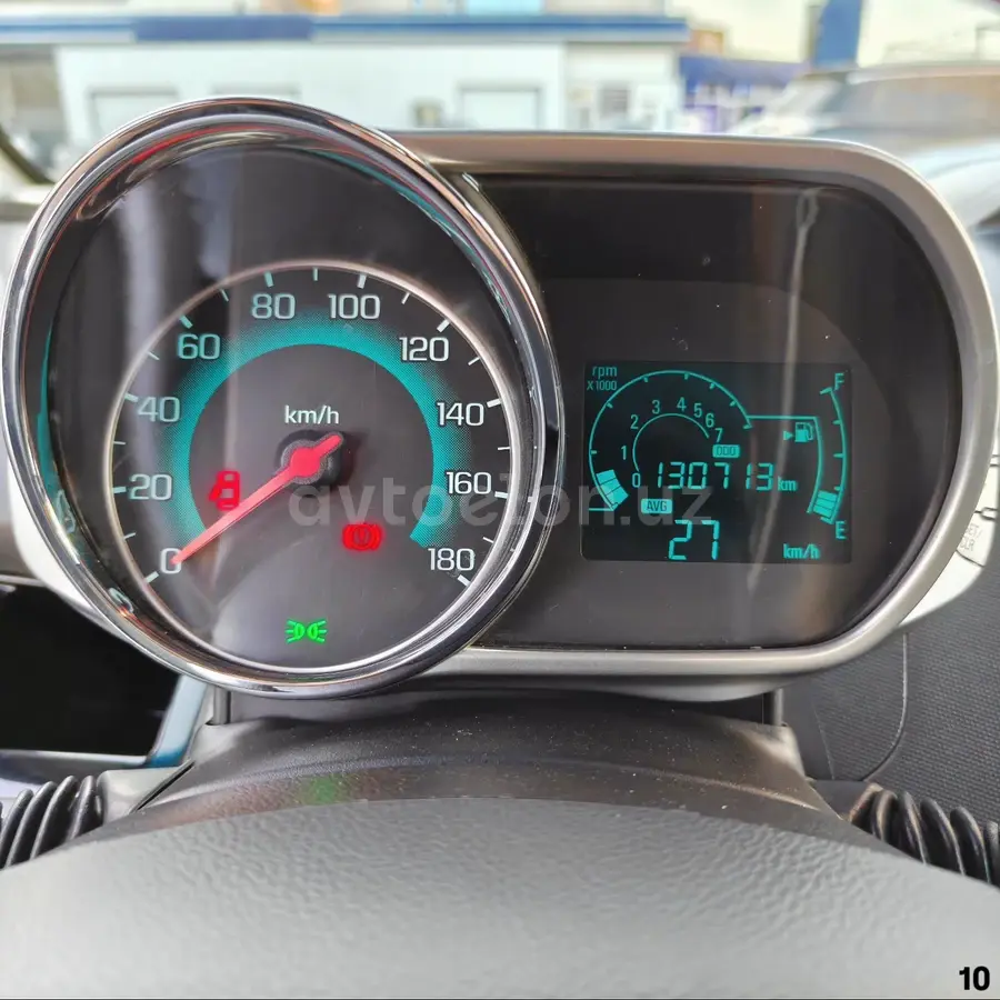 Chevrolet Spark 2021 — 10