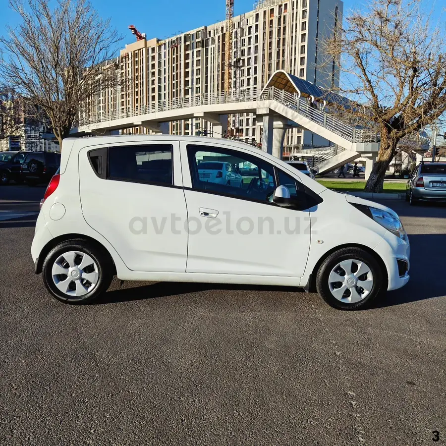 Chevrolet Spark 2021 — 3