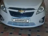 Белый Chevrolet Spark, 1 евро позиция 2011 года, КПП Автомат, в Каттакурган за 5 000 y.e. id5218626, Фото №1