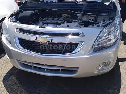Серебристый Chevrolet Cobalt, 4 позиция 2023 года, КПП Автомат, в Ташкент за 12 400 y.e. id5134487