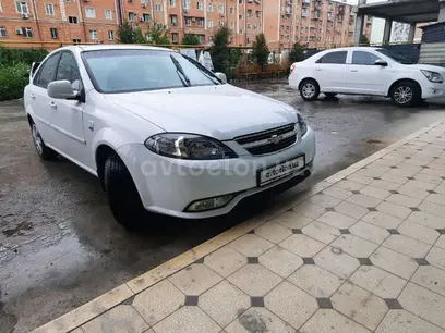 Белый Chevrolet Lacetti, 3 позиция 2010 года, КПП Автомат, в Ташкент за 7 800 y.e. id5084336