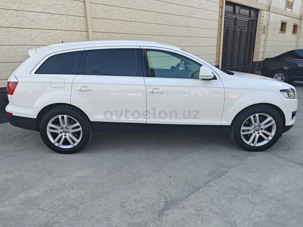Audi Q7 — 4