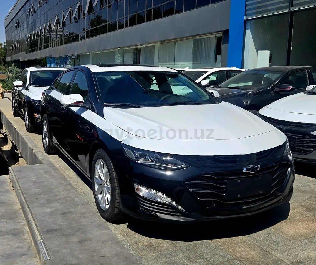 Chevrolet Malibu XL 2025 — 2