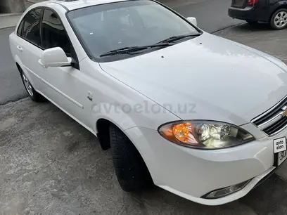 Oq Chevrolet Gentra, 3 pozitsiya 2018 yil, КПП Avtomat, shahar Samarqand uchun 12 000 у.е. id4977866