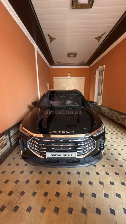 Jetour X70 Plus — 2