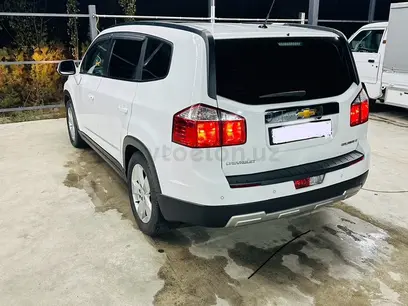 Белый Chevrolet Orlando, 2 позиция 2015 года, КПП Механика, в Ташкент за 13 500 y.e. id4000150