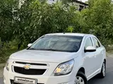 Белый Chevrolet Cobalt, 4 позиция 2023 года, КПП Автомат, в Фергана за 12 800 y.e. id5233405, Фото №1