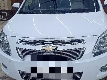 Белый Chevrolet Cobalt, 2 позиция 2019 года, КПП Механика, в Ташкент за 9 800 y.e. id5116864