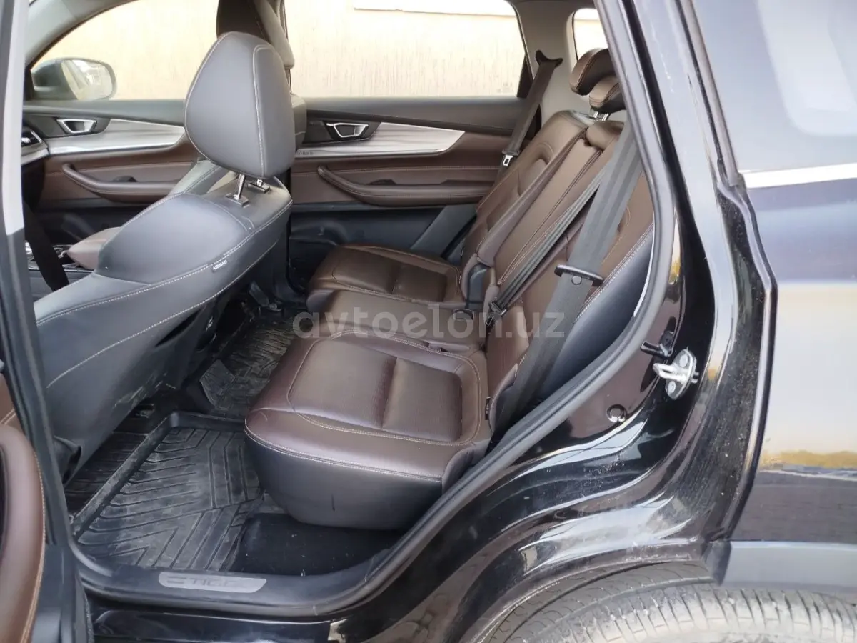 Chery Tiggo 8 Pro — 10