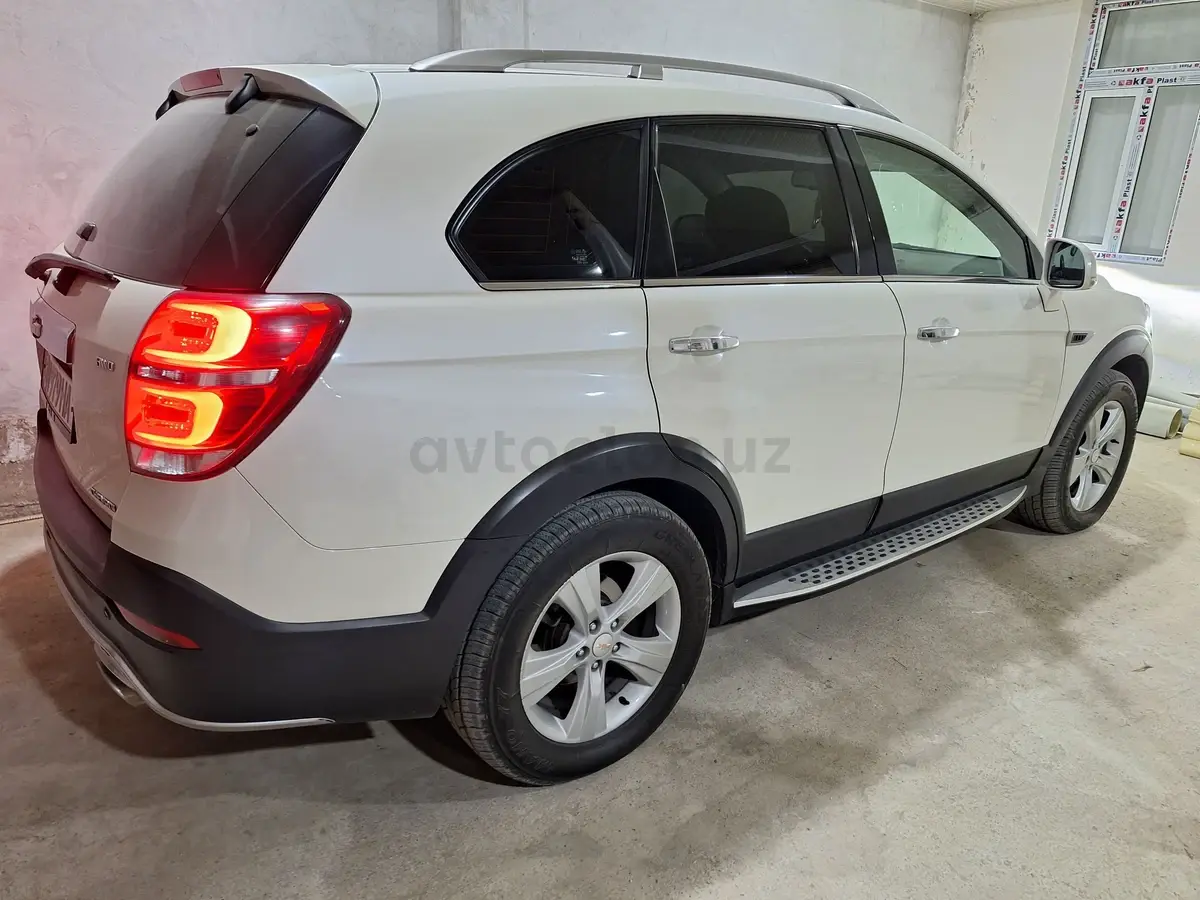 Chevrolet Captiva 2011 — 4
