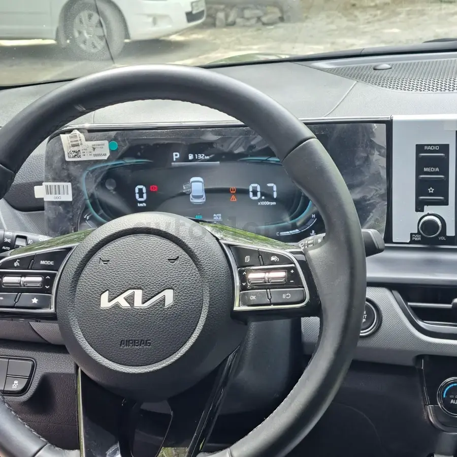Kia Seltos — 4
