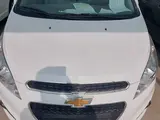 Белый Chevrolet Spark, 2 позиция 2023 года, КПП Механика, в Хазараспский район за ~10 274 y.e. id6419149, Фото №1