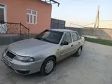 Мокрый асфальт Daewoo Nexia II, 1 позиция SOHC 2008 года, КПП Механика, в Джизак за ~3 166 y.e. id6444968, Фото №1