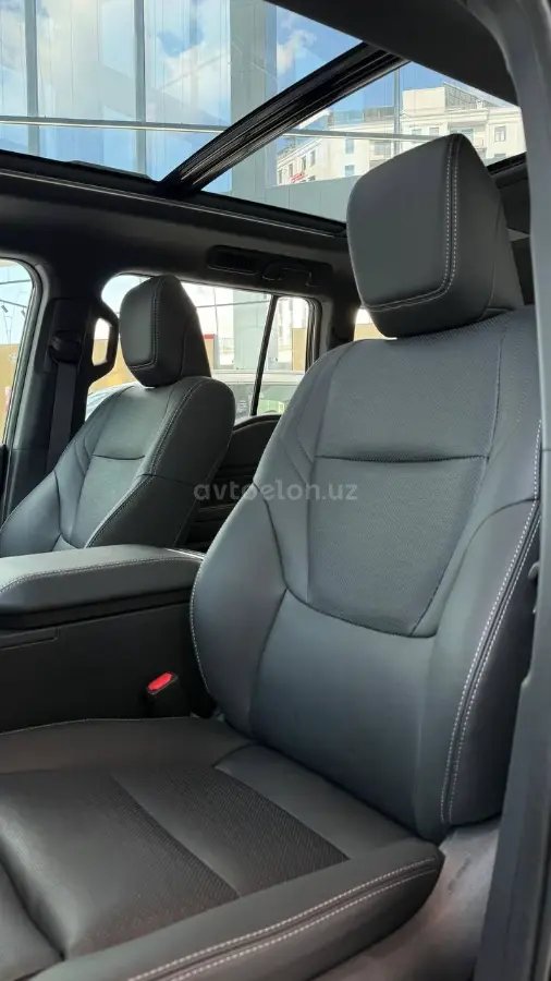 Toyota Land Cruiser Prado — 2