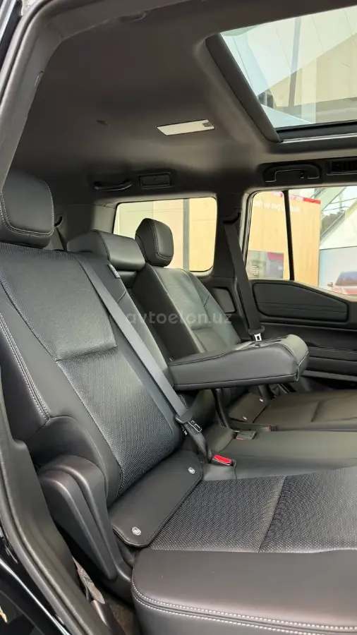 Toyota Land Cruiser Prado — 5