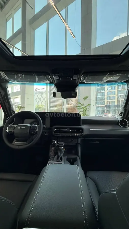 Toyota Land Cruiser Prado — 6