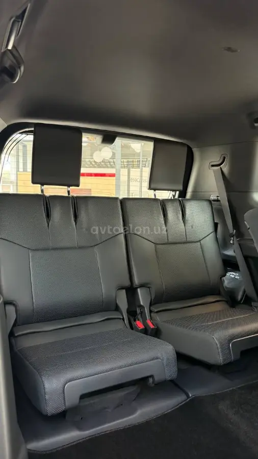 Toyota Land Cruiser Prado — 7