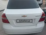 Белый Chevrolet Nexia 3, 4 позиция 2022 года, КПП Автомат, в Гулистан за 10 300 y.e. id6597645, Фото №1