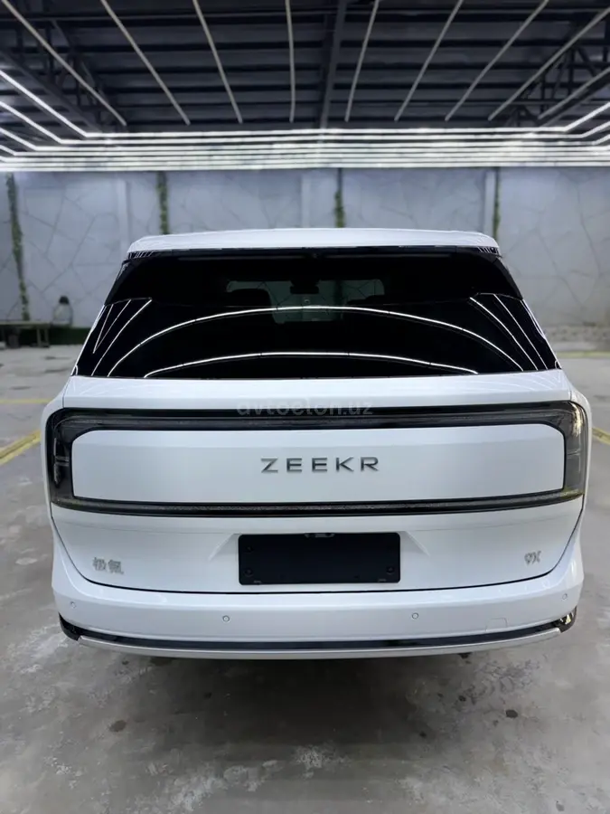 Zeekr 9X 2025 — 3