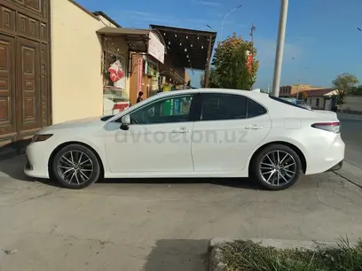 Белый Toyota Camry 2022 года, КПП Автомат, в Ташкент за 39 900 y.e. id5198380