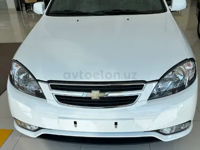 Белый Chevrolet Gentra, 1 позиция 2024 года, КПП Механика, в Ферганский район за ~11 408 y.e. id4856067