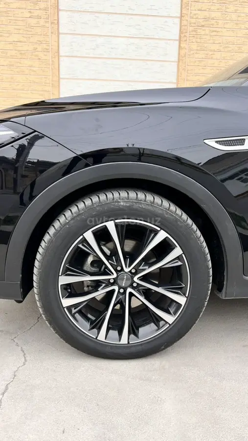 Jetour X70 Plus — 3