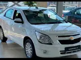 Белый Chevrolet Cobalt, 4 позиция 2024 года, КПП Автомат, в Самарканд за ~11 781 y.e. id5205366, Фото №1
