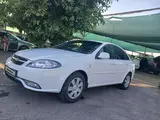 Белый Chevrolet Gentra 2021 года, КПП Механика, в Алтынсайский район за 11 800 y.e. id5193479, Фото №1