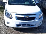 Белый Chevrolet Cobalt, 4 позиция 2023 года, КПП Автомат, в Гулистан за 12 750 y.e. id5220656, Фото №1
