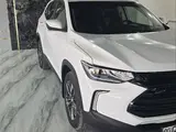 Белый Chevrolet Tracker, 3 позиция 2024 года, КПП Автомат, в Ургенч за ~20 730 y.e. id6750551, Фото №1