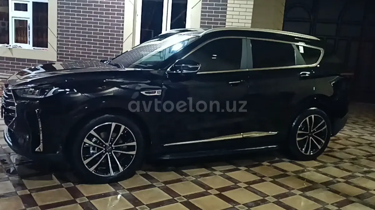 Jetour X70 Plus — 4