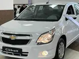 Белый Chevrolet Cobalt, 4 позиция 2024 года, КПП Автомат, в Наманган за ~11 689 y.e. id5144069, Фото №1