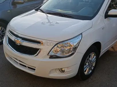 Белый Chevrolet Cobalt, 4 позиция 2024 года, КПП Автомат, в Ташкент за 12 800 y.e. id5172863