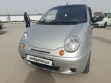 Серебристый Chevrolet Matiz, 2 позиция 2010 года, КПП Механика, в Термез за ~2 911 y.e. id6729049, Фото №1