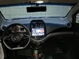 Белый Chevrolet Spark, 3 позиция 2010 года, КПП Механика, в Бухара за 5 850 y.e. id6343138, Фото №1