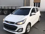 Белый Chevrolet Spark 2022 года, КПП Автомат, в Наманган за 13 500 y.e. id5206819, Фото №1