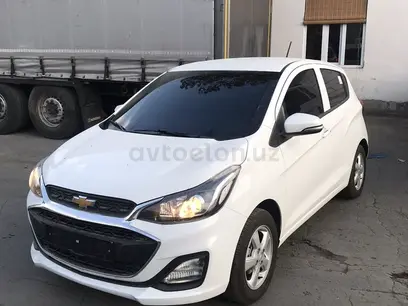 Белый Chevrolet Spark 2022 года, КПП Автомат, в Наманган за 13 500 y.e. id5206819