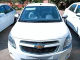 Белый Chevrolet Cobalt, 4 позиция 2024 года, КПП Автомат, в Фергана за ~11 205 y.e. id2816891