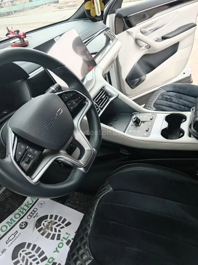 BYD Song Plus DM-i Champion — 5