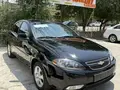 Черный Chevrolet Gentra, 3 позиция 2023 года, КПП Автомат, в Джизак за 14 500 y.e. id6341844