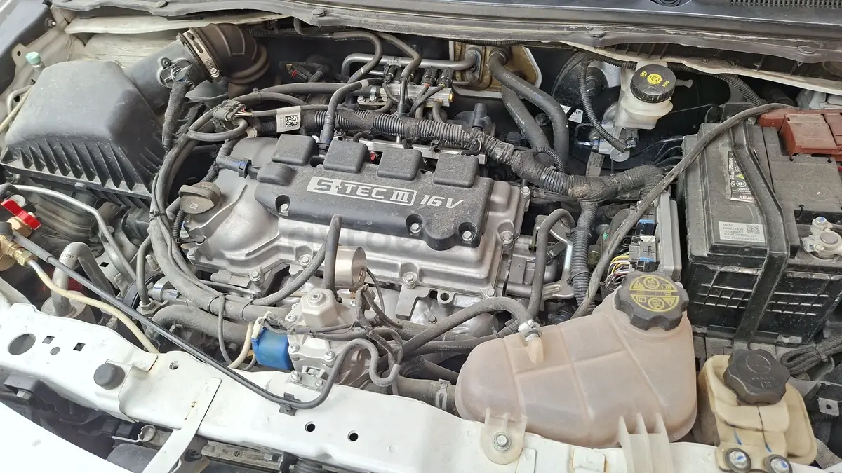 Chevrolet Cobalt 2024 — 6