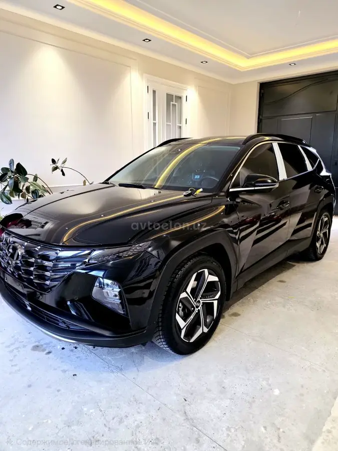 Hyundai Tucson — 2