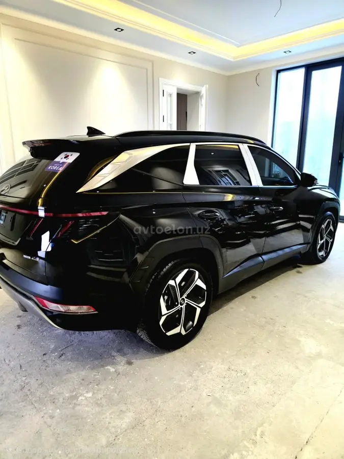 Hyundai Tucson — 4